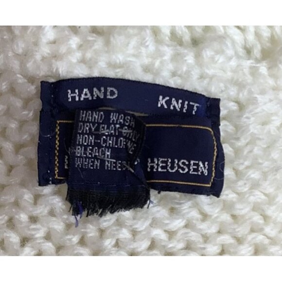 Lady Van Heusen Hand Knit Ivory Sweater M Floral Embroidery & Diamond Pattern - Picture 7 of 7